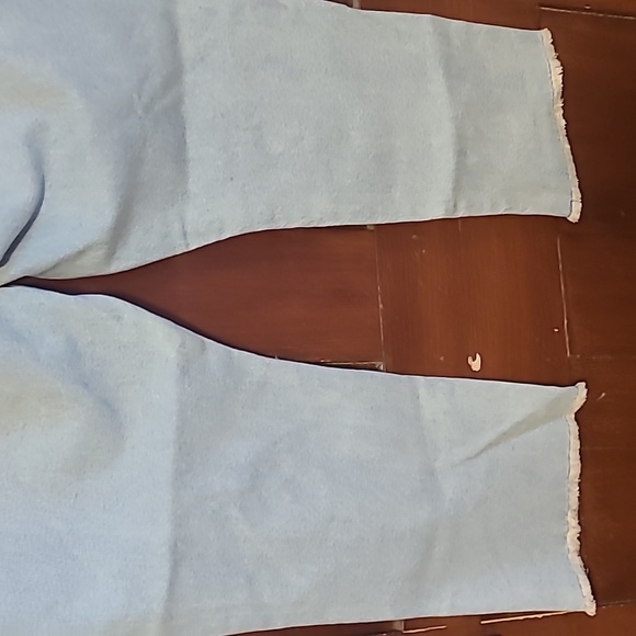 NWT Torrid distressed jeans size 18 short straight leg light denim - Picture 9 of 12